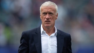 Deschamps estalla en la rueda de prensa y defiende a Dembélé
