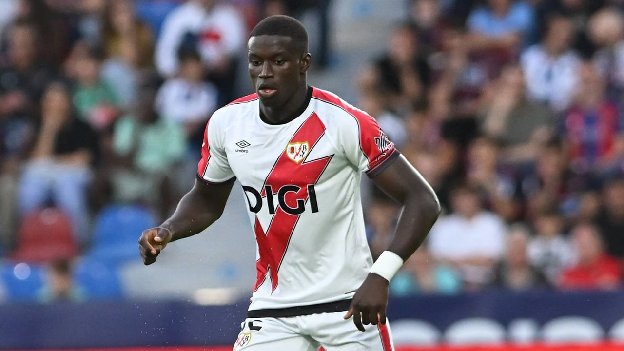 El partidazo en el debut de Nobel Mendy que celebran en el Rayo... y en el Betis