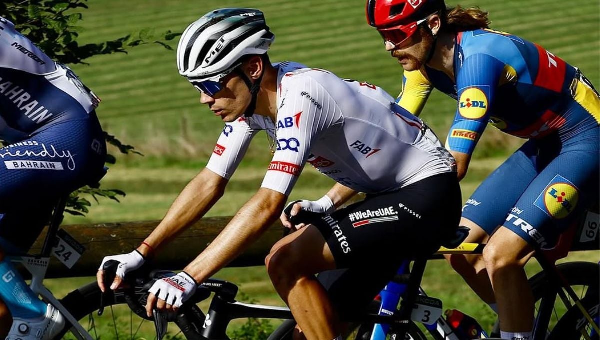 Pogacar echa a Juan Ayuso de su lado