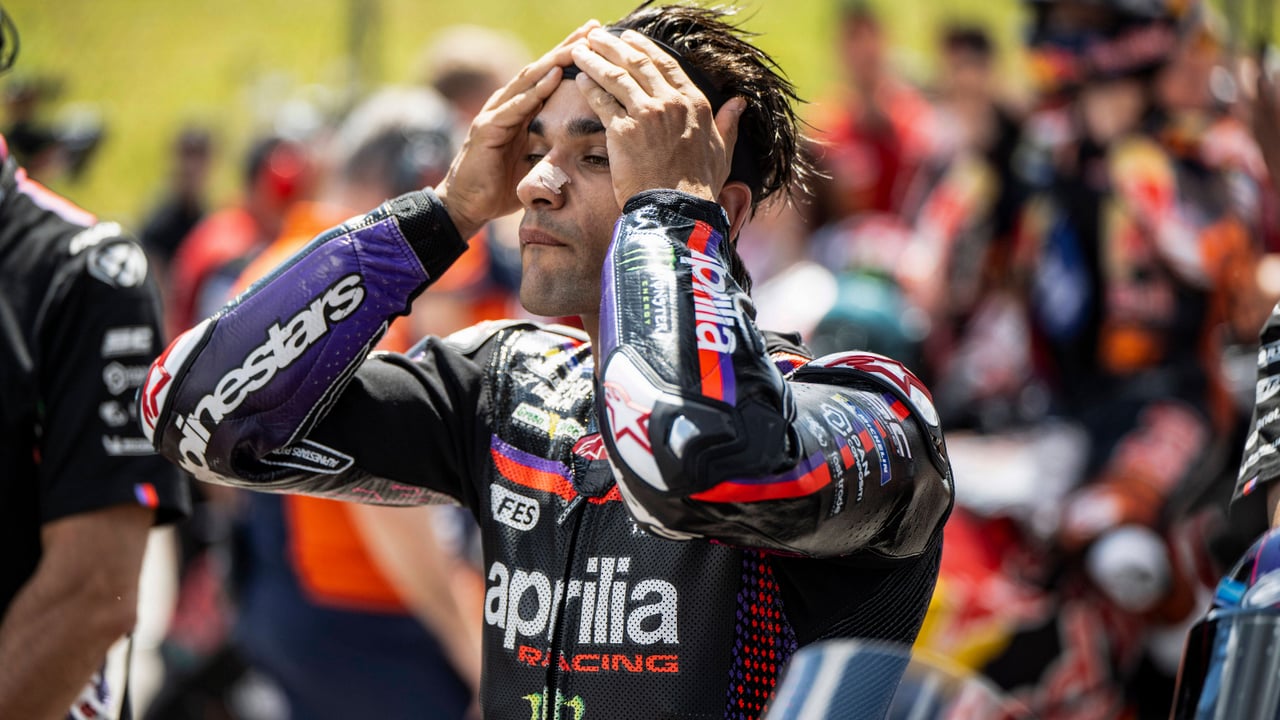 A Jorge Martín se le cae el liderato en MotoGP