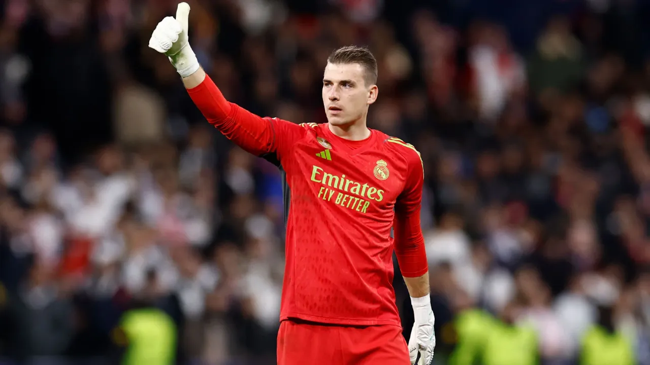 Alerta en Madrid: Lunin no lo tiene claro