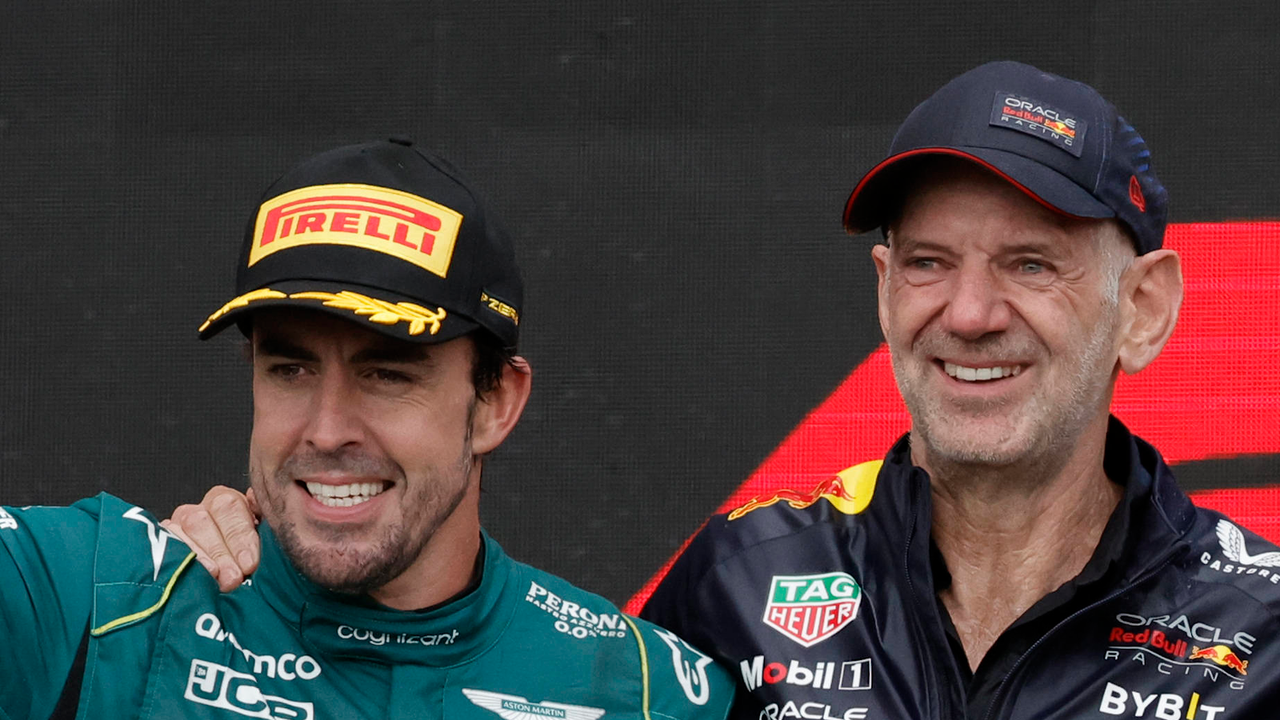 Adrian Newey, ex jefe de equipo de Vettel o Verstappen, se rinde a Fernando Alonso: "Uno de los grandes de todos los tiempos"