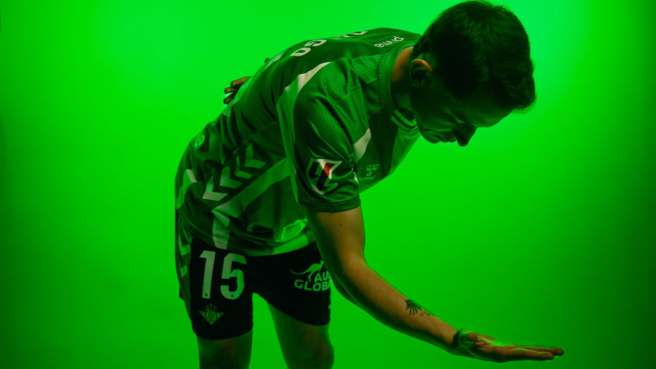 El mensaje de Álvaro Fidalgo a la afición del Betis tras un alocado 2026: ida y vuelta a México, Champions, Mundial...