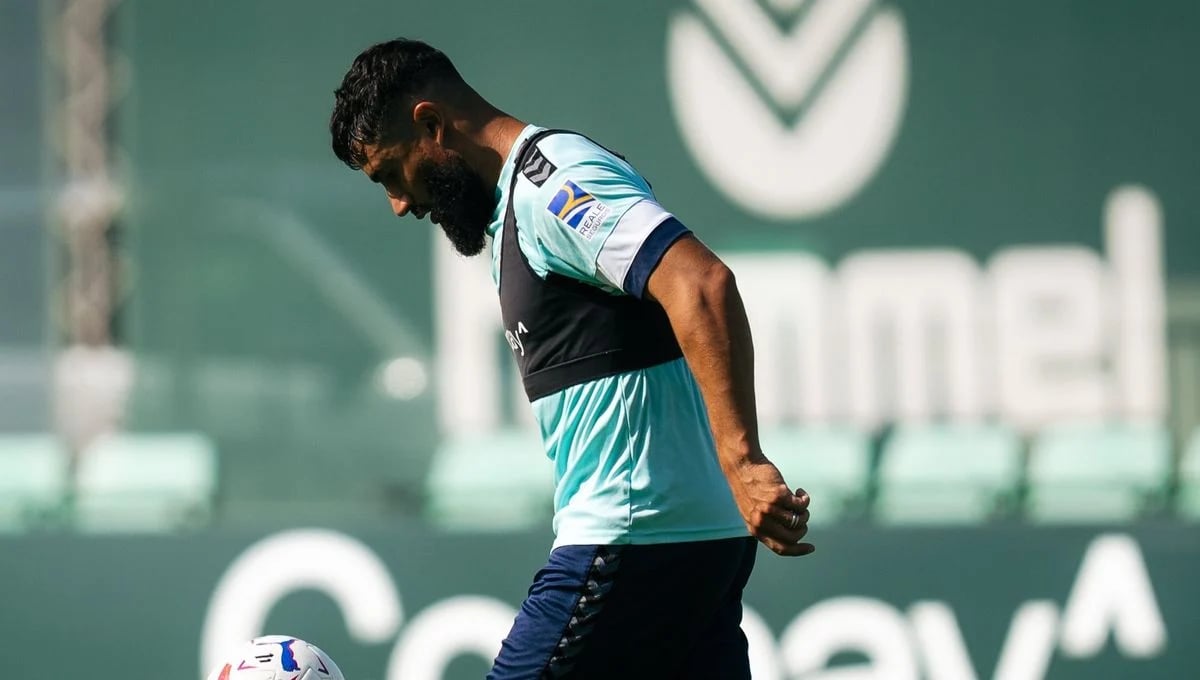Pellegrini desvela un contratiempo en la recuperación de Fekir y la larga baja de Bartra