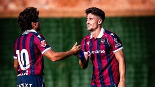 Carlos Álvarez sigue dando buenas noticias al Levante en plena pretemporada