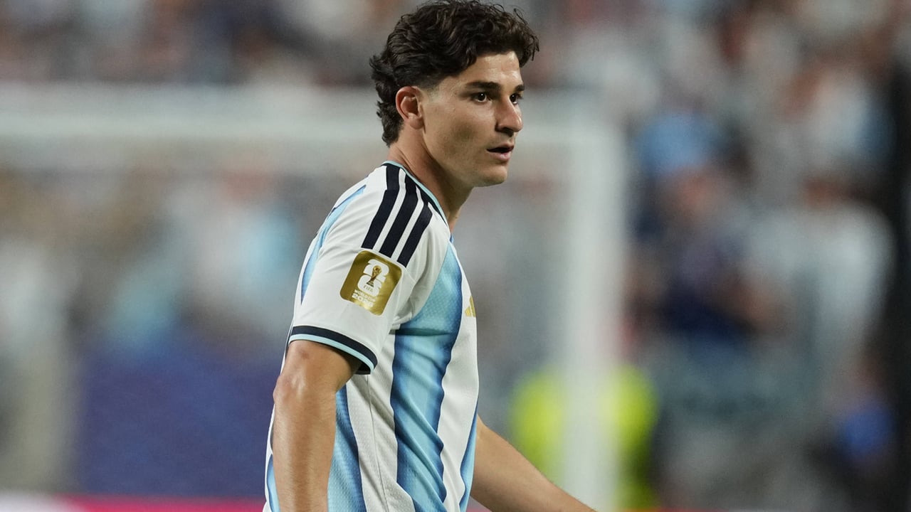 Julián Álvarez pide salir del Atlético: "Lo mejor es una transferencia, quiero cumplir mi sueño"