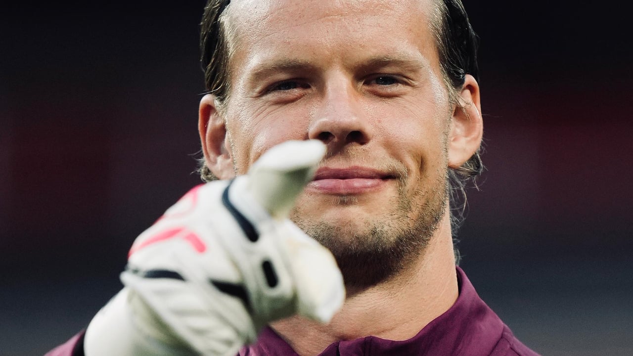 Salta por los aires el plan de Víctor Orta para la portería del Sevilla