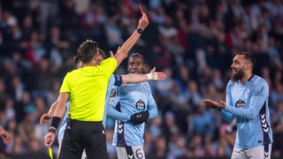 Los expertos arbitrales alucinan con el error del VAR contra el Celta de Vigo y Cañizares se queda a gusto: "No nos han perdonado nada"