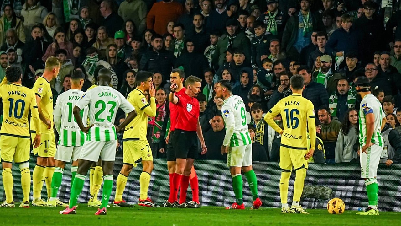 Se monta el lío con el Betis - Villarreal
