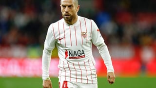 El Papu Gómez ya está en Dubái para firmar con su nuevo equipo
