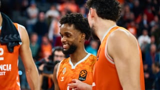 De la resaca al simulacro, sin remedio alguno