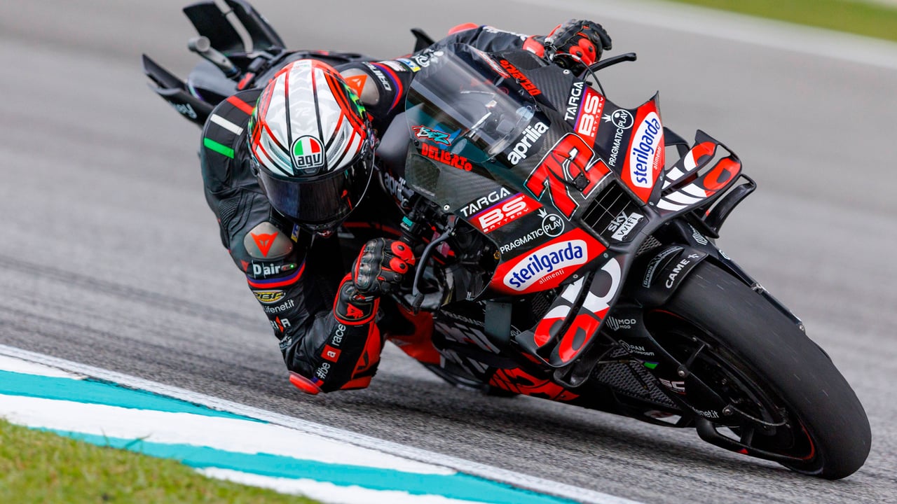 Bezzecchi aprieta la lucha por el podio del Mundial y Álex Márquez se cae en Portugal