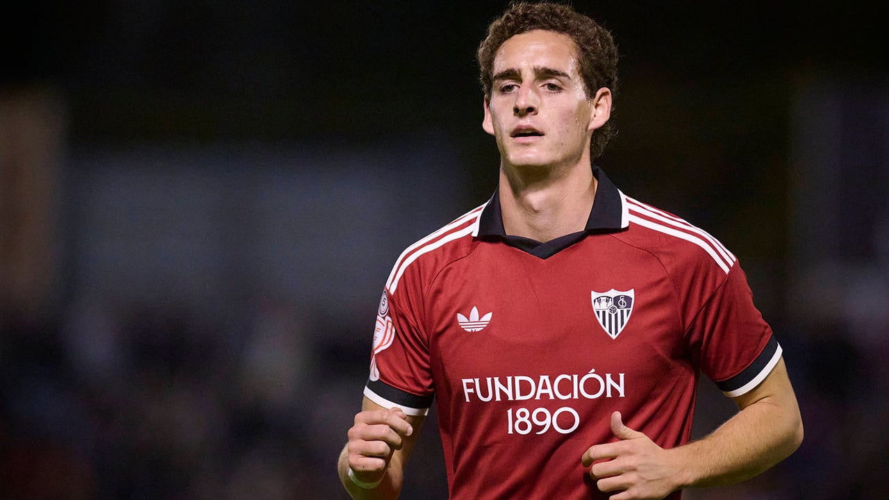 La sorpresa con Manu Bueno esconde un posible cambio de rol en la plantilla del Sevilla por decisión de García Plaza