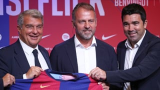 Joan Laporta ilusiona con las renovaciones de Hansi Flick y Deco: "La intención que tenemos todos es renovar"