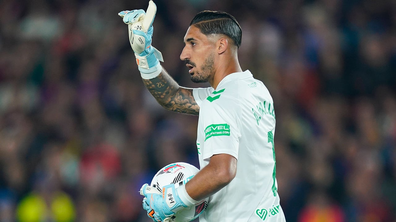 El Bid Data recomienda al Feyenoord el fichaje de Álvaro Valles, en los planes del Betis 26/27