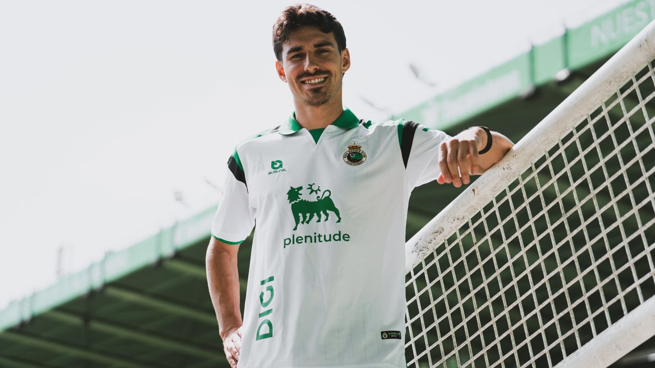 André Almeida, fichaje del Racing de Santander, recuerda el problema en el Valencia: "No conseguía estar feliz"