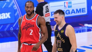 Luka Doncic le enseña la puerta a Kawhi Leonard