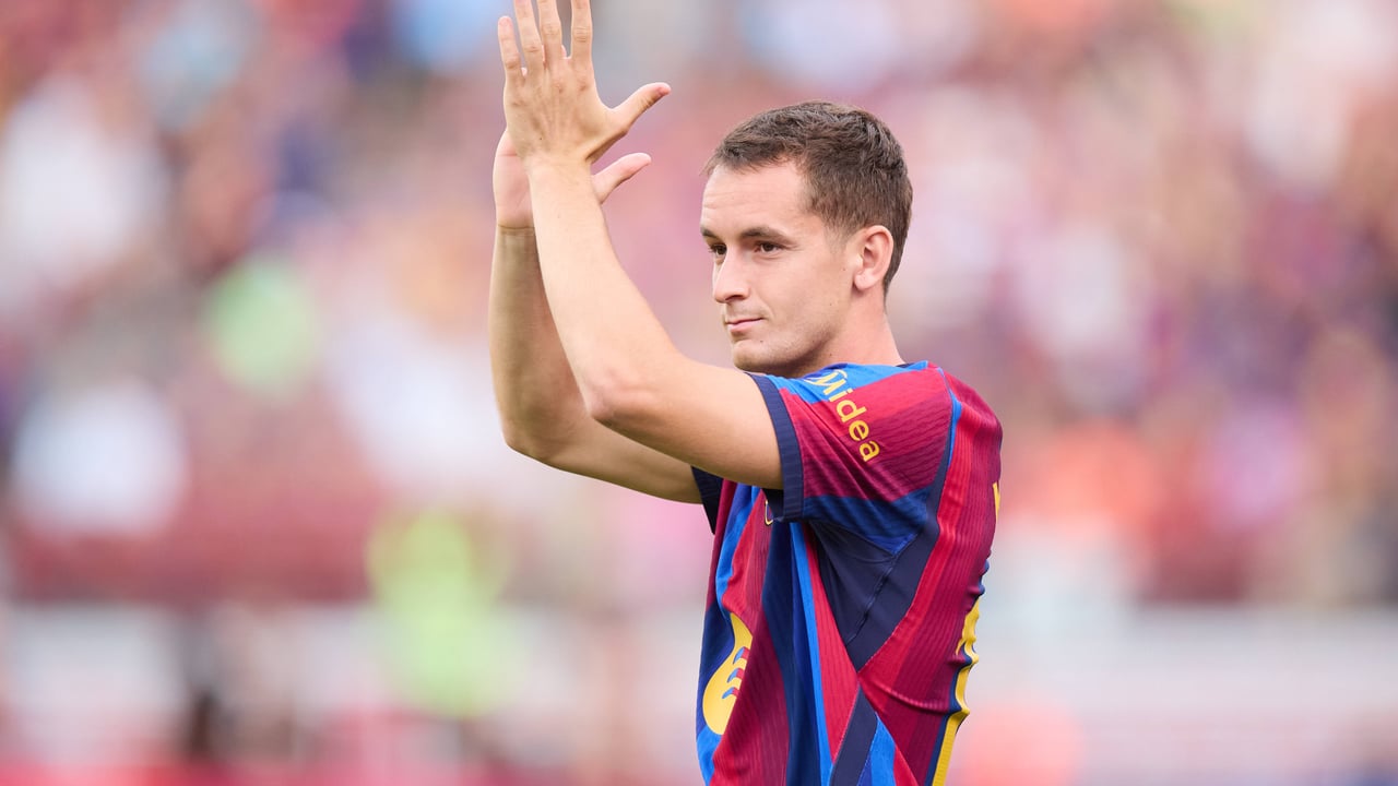 Marc Casadó ya pone rumbo al Deportivo: "Dejar de jugar en el Barcelona siempre es complicado, pero estoy ilusionado con lo que se viene"