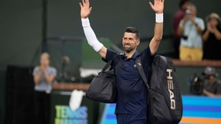 Draper sobrevive a Djokovic y mantiene viva su defensa del título