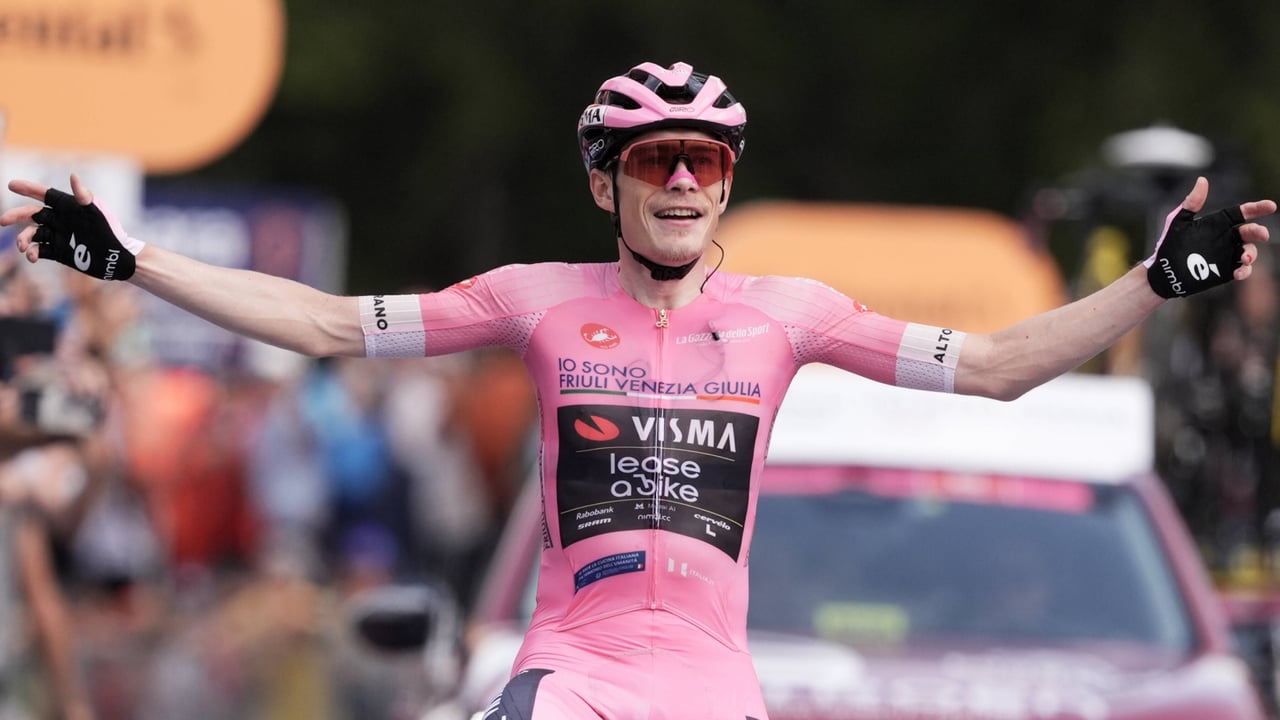 Vingegaard le da un buen mordisco al Giro
