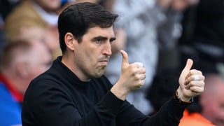 La decisión definitiva de Iraola con la opción del Bayer Leverkusen y Crystal Palace sobre la mesa