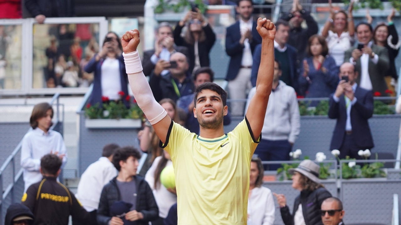 Carlos Alcaraz sabe sobrevivir en Madrid