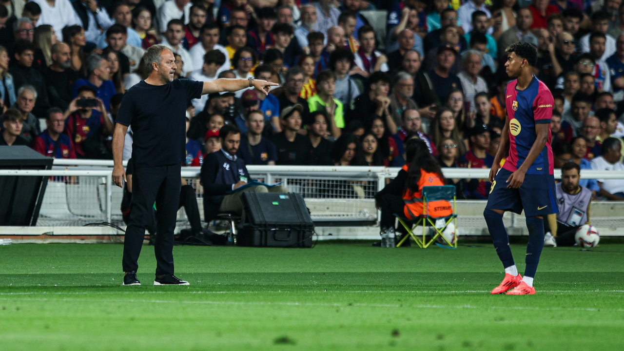 Hansi Flick inquieta con Lamine Yamal