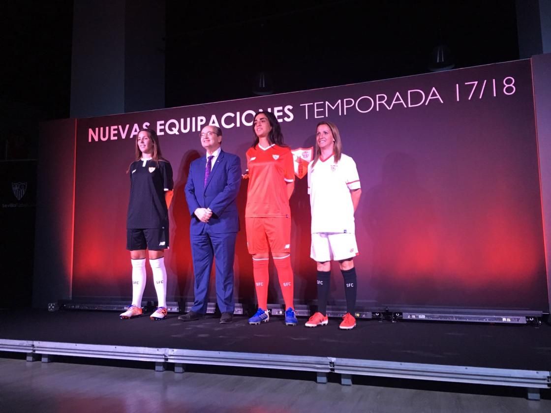 Así son las nuevas equipaciones del Sevilla para la 17/18